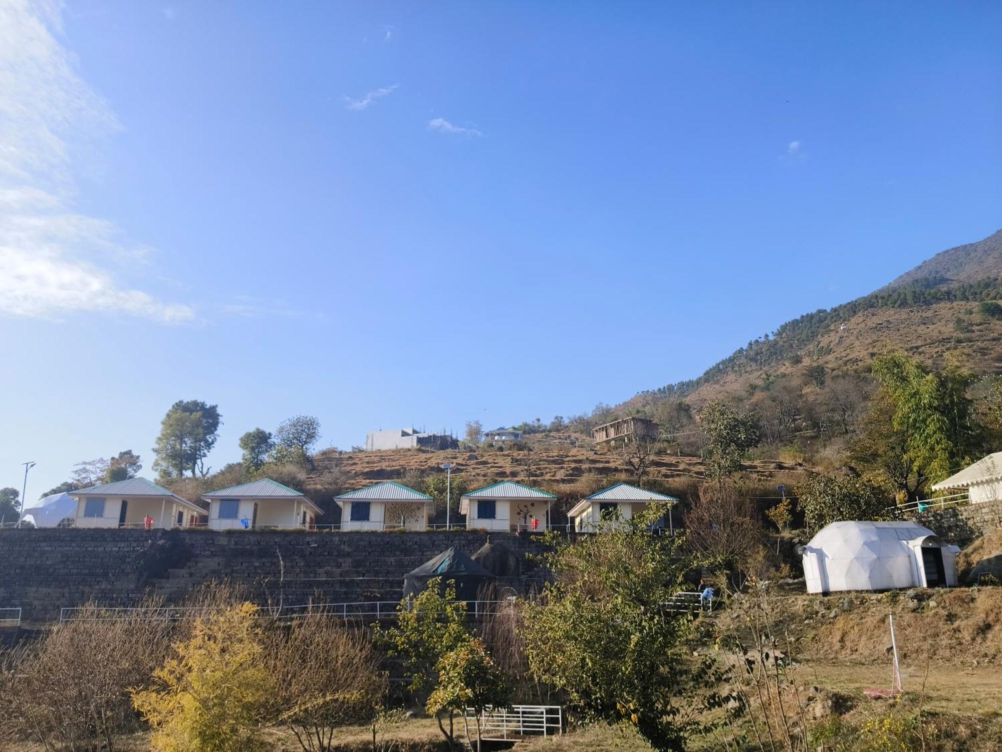 Hill Ventures Adventure Camp And Restaurant Hotel Dharamshala Eksteriør billede